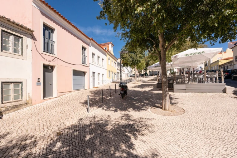 Moradia T5 para Venda em Ajuda Foto 30