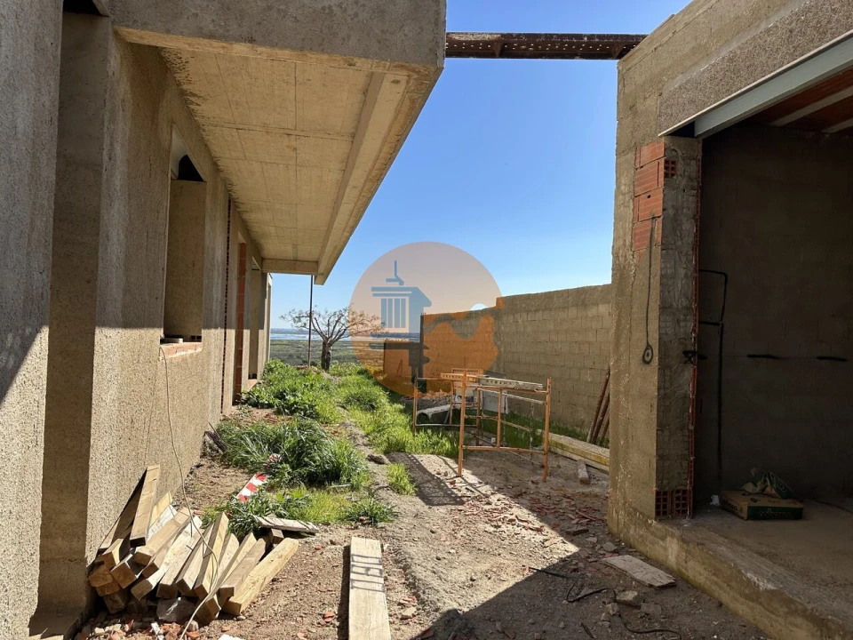 Moradia T3 para Venda em Altura Foto 49