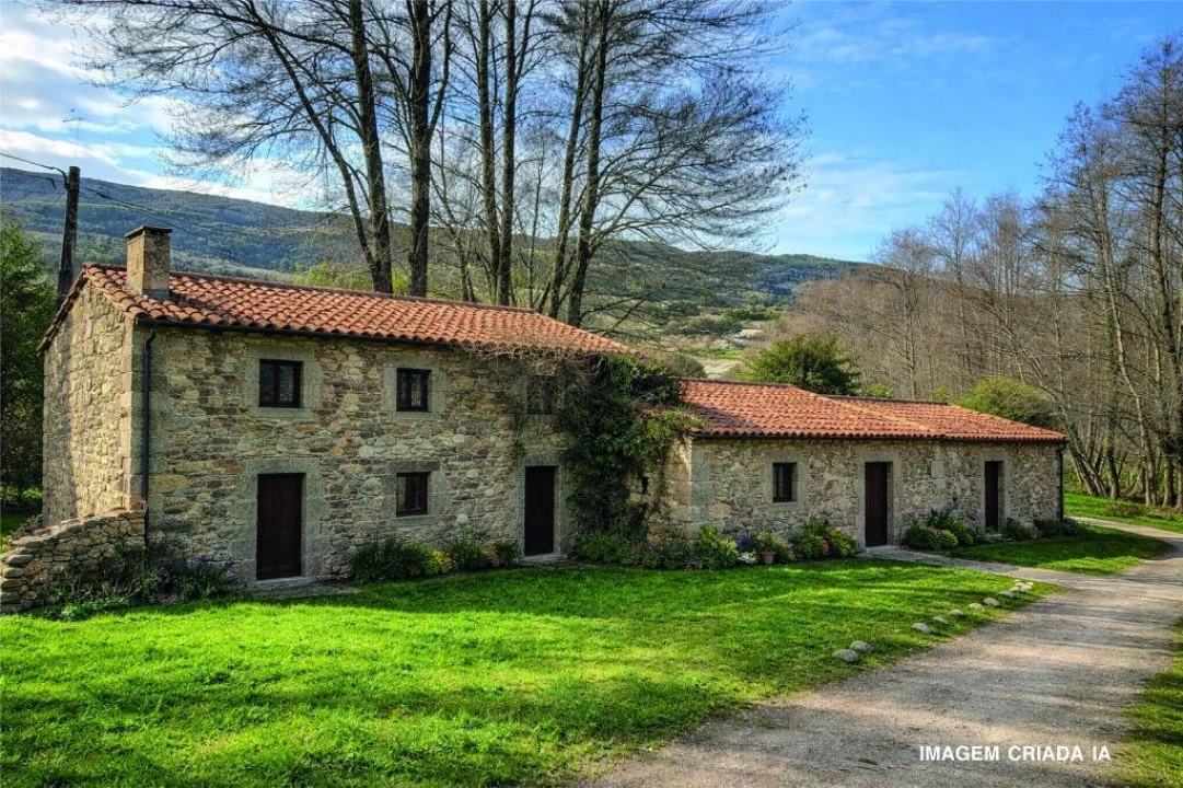 Quinta T0 para Venda em Gonçalo Foto 1