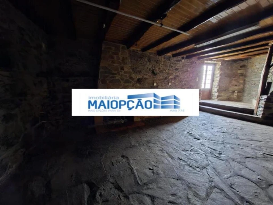 Moradia T0 para Venda em Baçal Foto 4