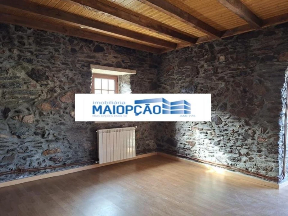 Moradia T0 para Venda em Baçal Foto 5