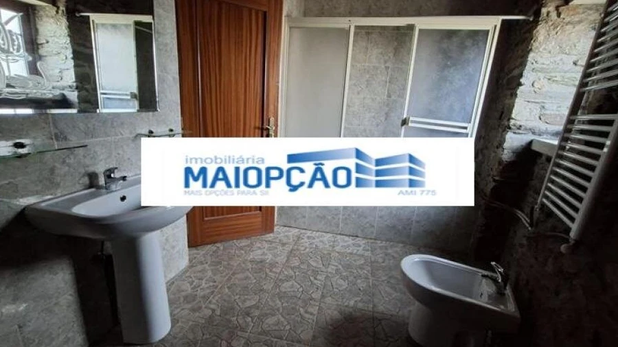 Moradia T3 para Venda em Baçal