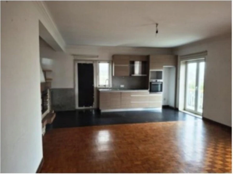 Moradia T4 para Venda em Pombeiro de Ribavizela Foto 4