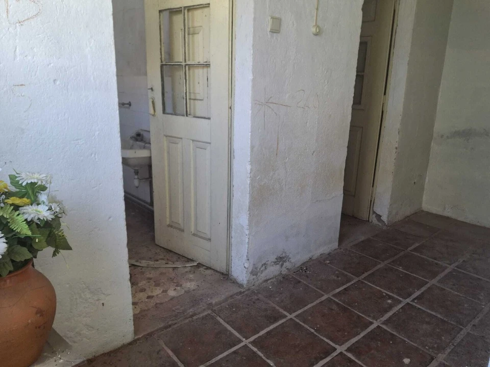 Moradia T1 para Venda em São João Baptista Foto 1