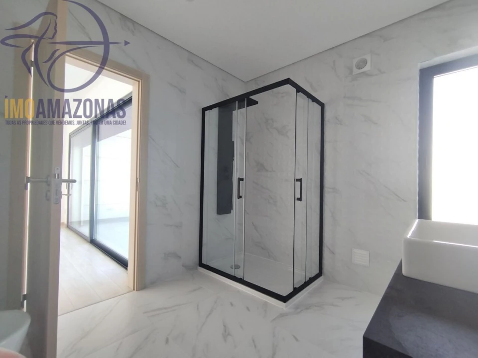 Moradia T3 para Venda em Silves Foto 30