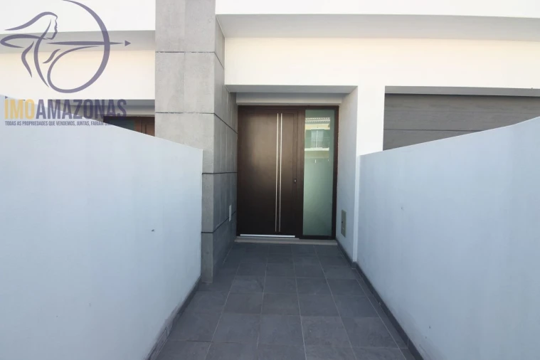 Moradia T3 para Venda em Silves Foto 5