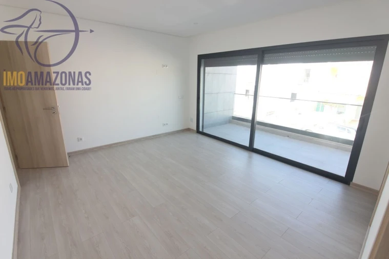 Moradia T3 para Venda em Silves Foto 32