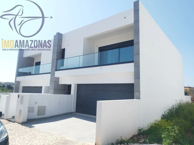 Moradia T3 para Venda em Silves Foto 3