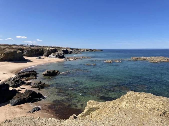 Apartamento T2 para Venda em Porto Covo Foto 12