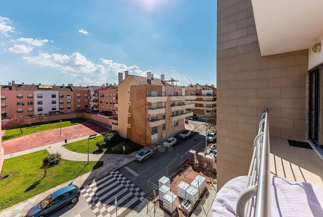 Apartamento T3 para Venda em Pinhal Novo Foto 30