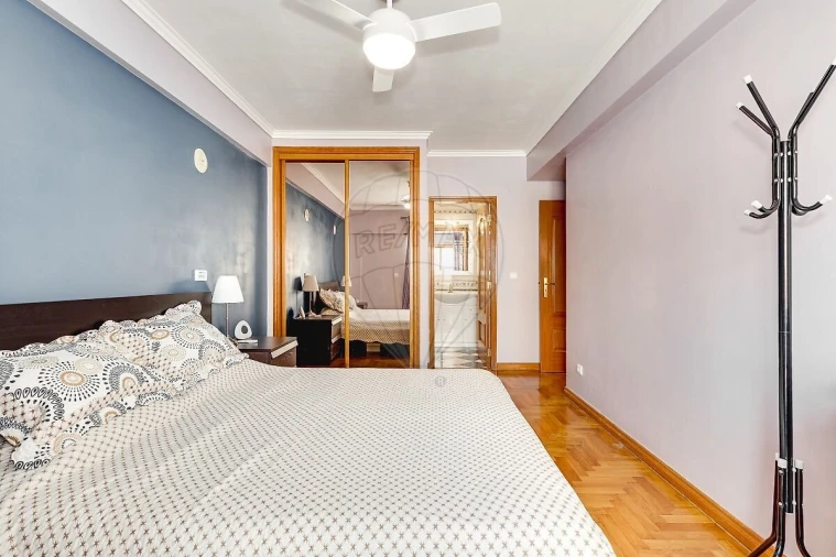 Apartamento T3 para Venda em Vialonga Foto 17