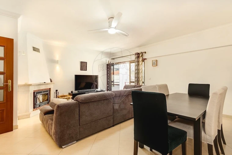 Apartamento T3 para Venda em Vialonga Foto 4