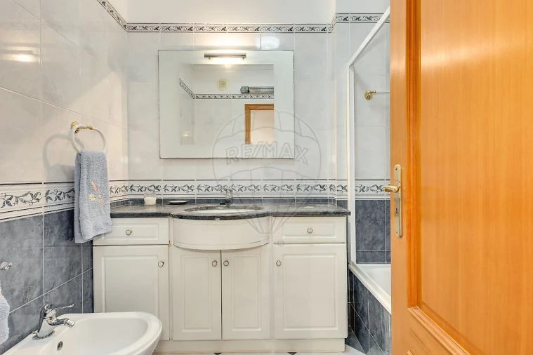 Apartamento T3 para Venda em Vialonga Foto 14