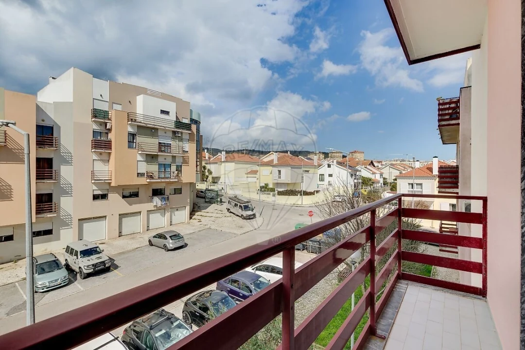 Apartamento T3 para Venda em Vialonga Foto 5