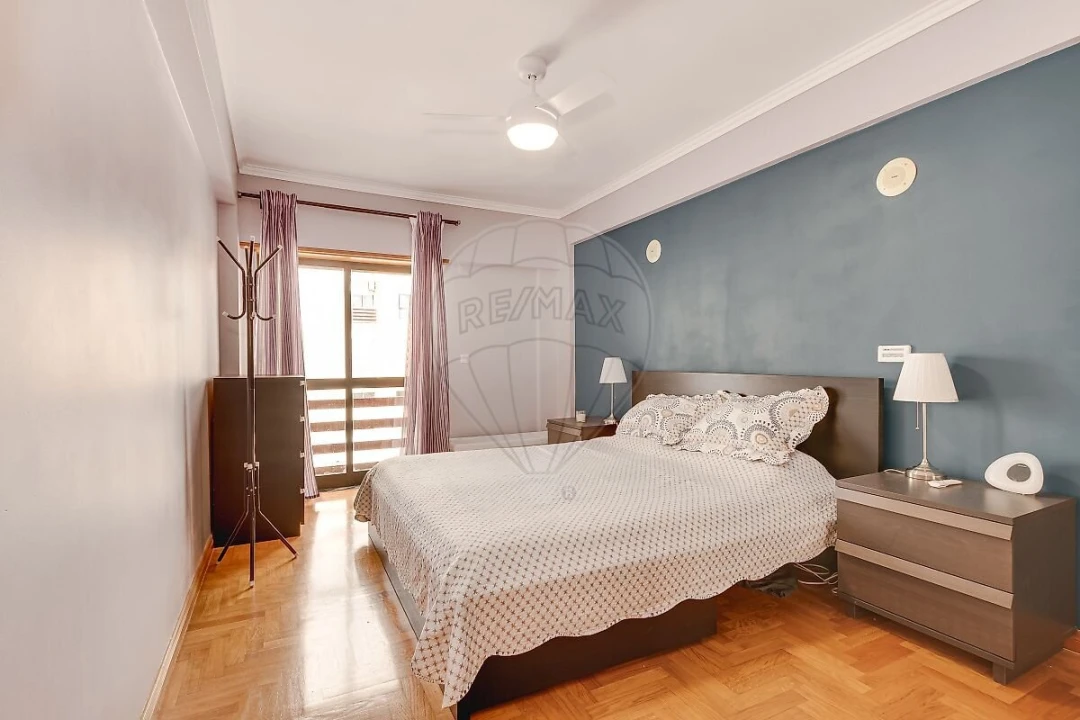 Apartamento T3 para Venda em Vialonga Foto 16