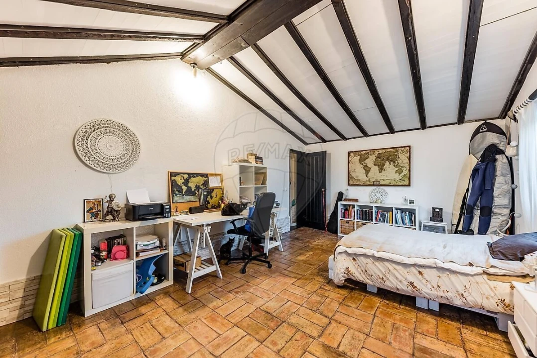 Moradia T5 para Venda em Corroios Foto 35