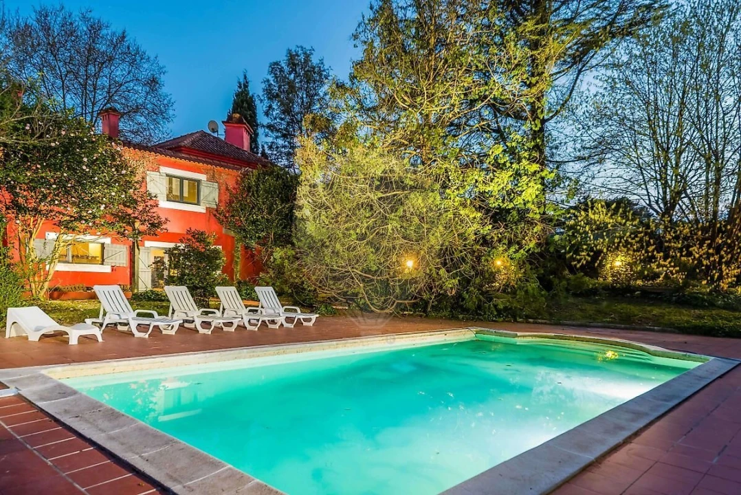 Moradia T5 para Venda em Corroios Foto 10