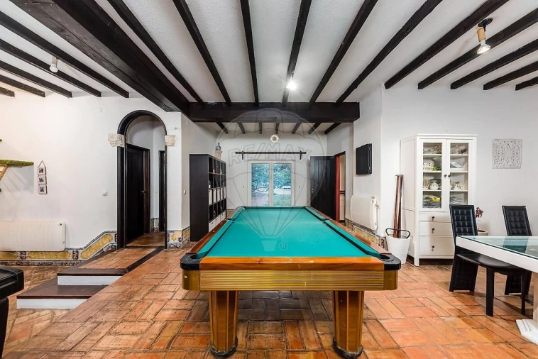 Moradia T5 para Venda em Corroios Foto 19