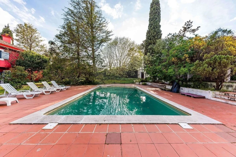 Moradia T5 para Venda em Corroios Foto 6