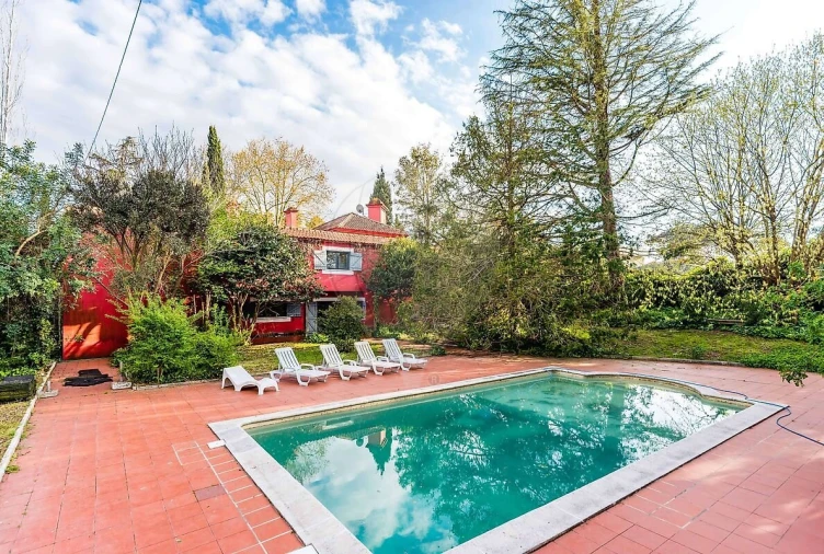 Moradia T5 para Venda em Corroios Foto 4