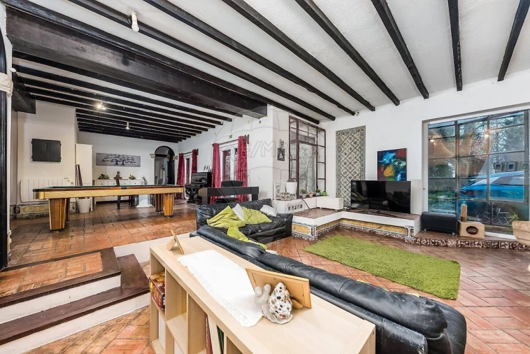 Moradia T5 para Venda em Corroios Foto 17