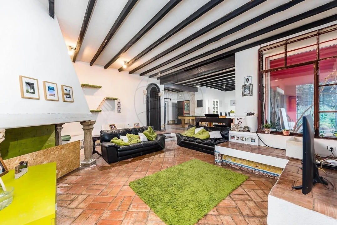 Moradia T5 para Venda em Corroios Foto 16