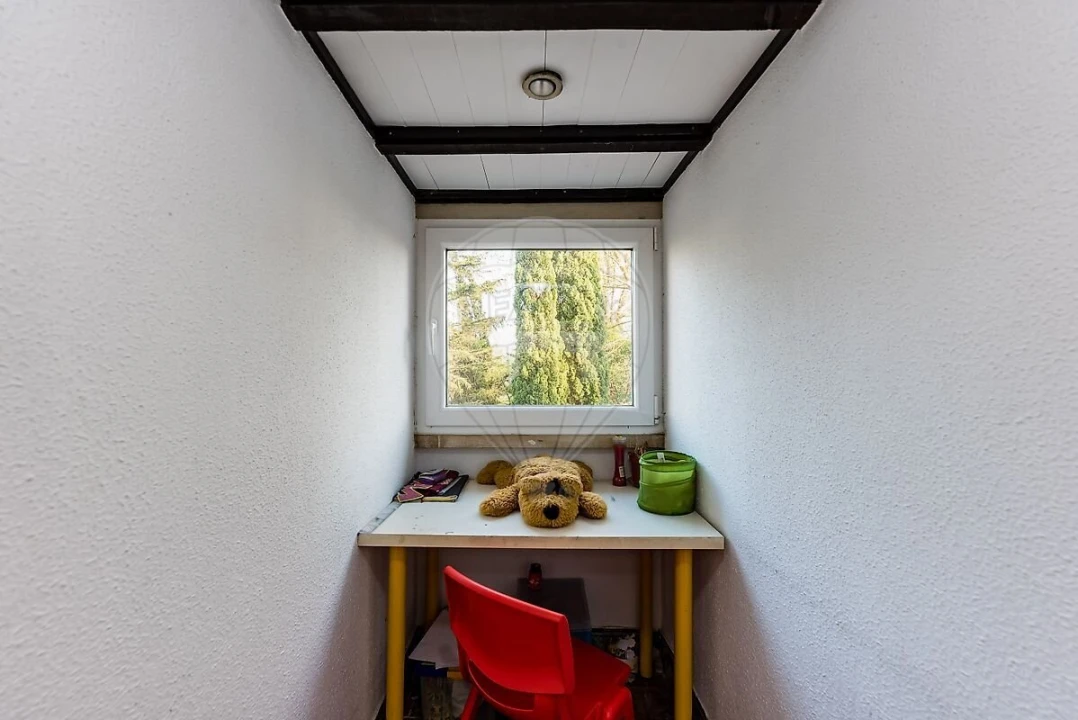 Moradia T5 para Venda em Corroios Foto 36