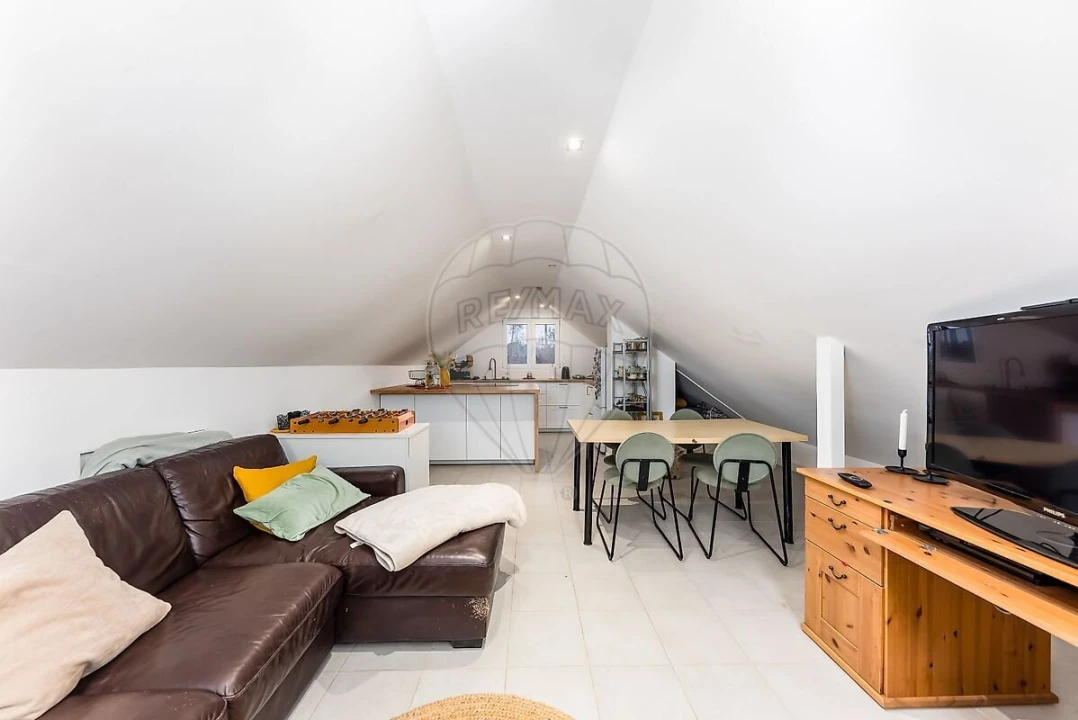 Moradia T5 para Venda em Corroios Foto 15