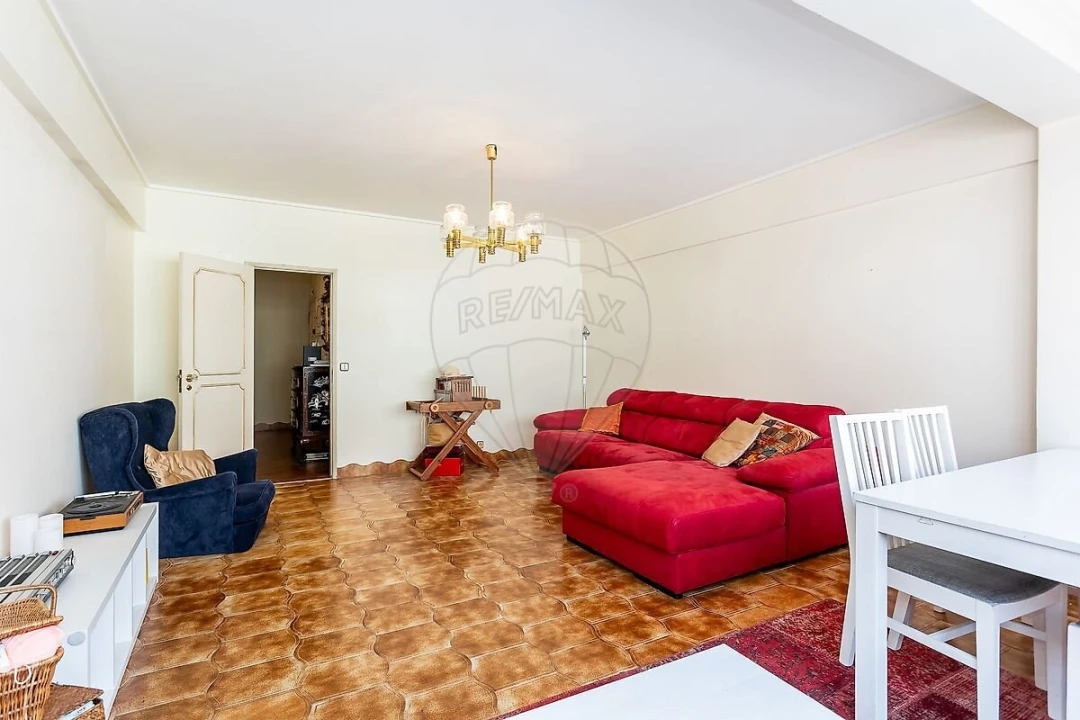 Apartamento T3 para Venda em Benfica Foto 4