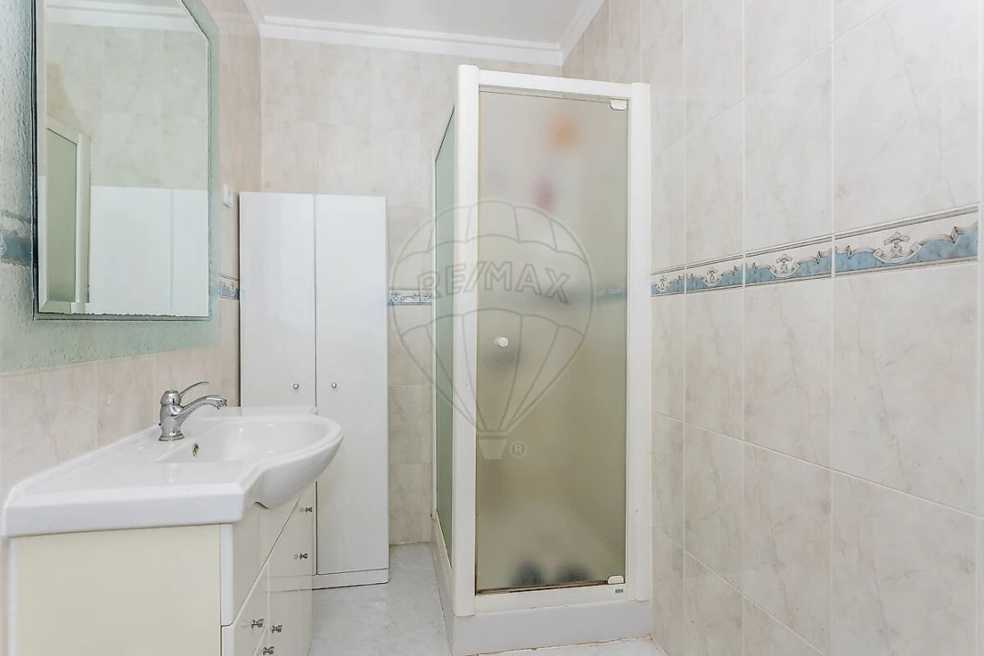 Apartamento T3 para Venda em Benfica Foto 13