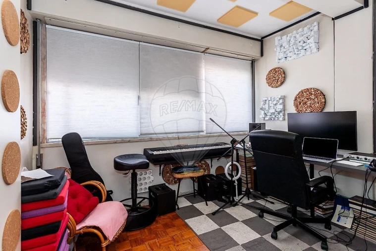 Apartamento T3 para Venda em Benfica Foto 11