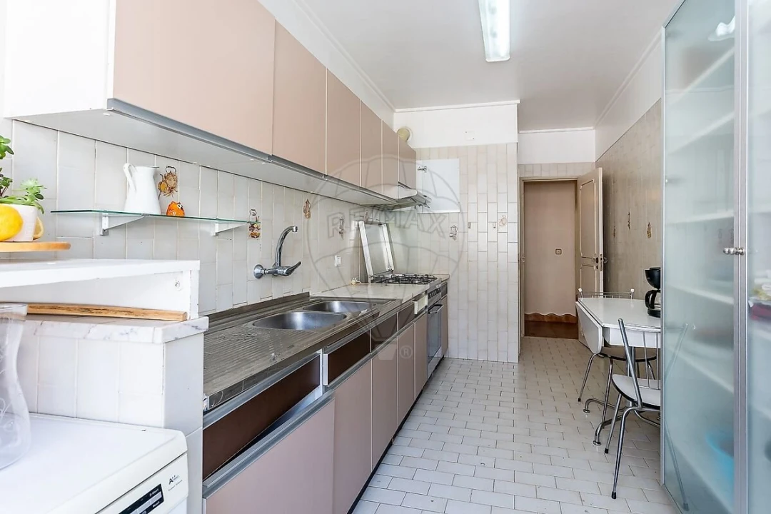 Apartamento T3 para Venda em Benfica Foto 7