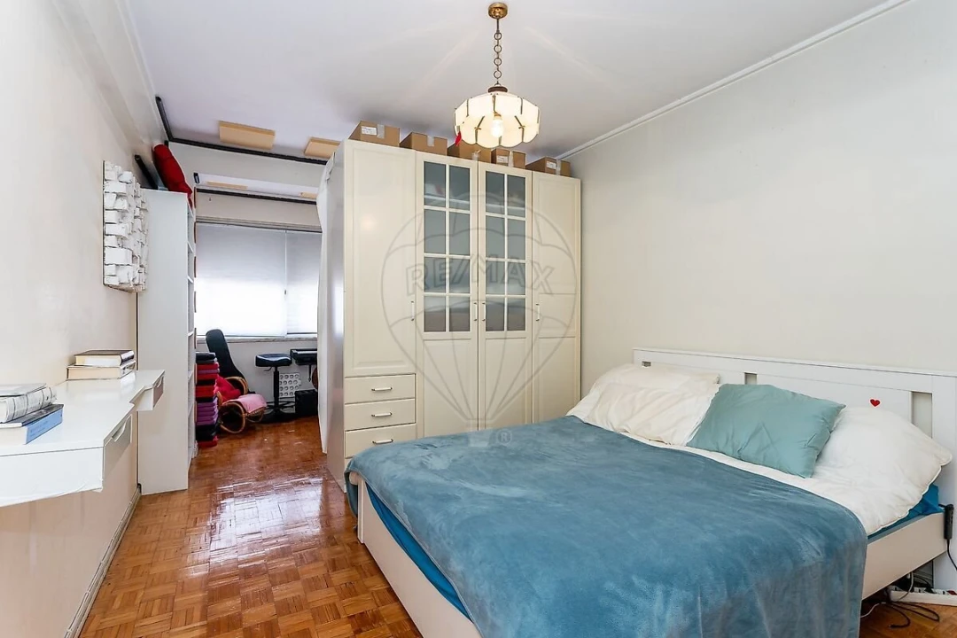 Apartamento T3 para Venda em Benfica Foto 9