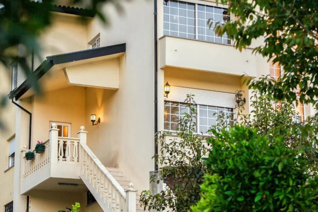 Moradia T7 para Venda em Friestas Foto 7