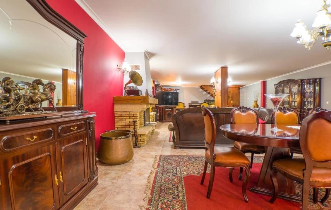 Moradia T7 para Venda em Friestas Foto 15