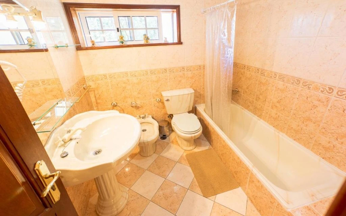 Moradia T7 para Venda em Friestas Foto 24