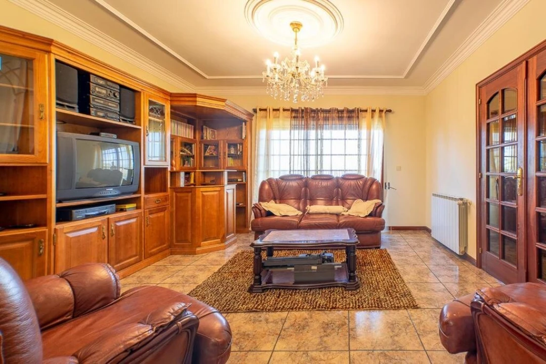 Moradia T7 para Venda em Friestas Foto 28