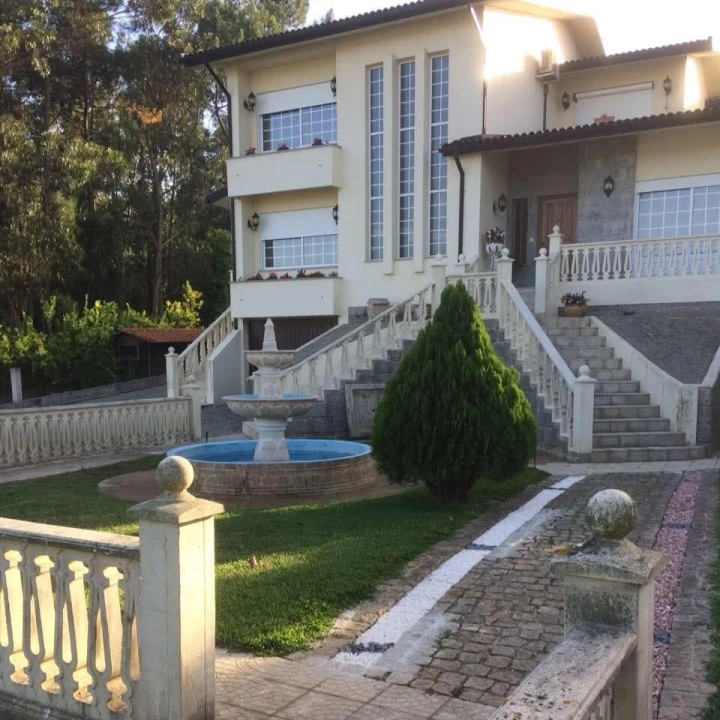 Moradia T7 para Venda em Friestas Foto 33