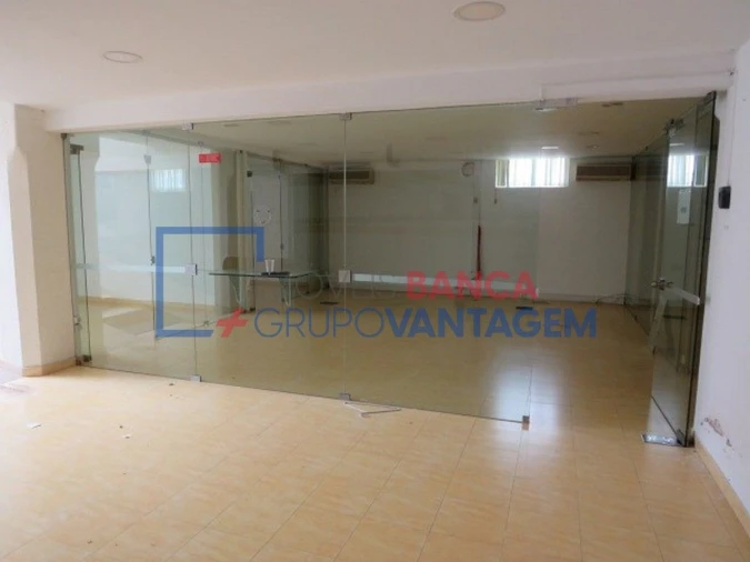 Negócio para Venda em Setubal (São Sebastião) Foto 6