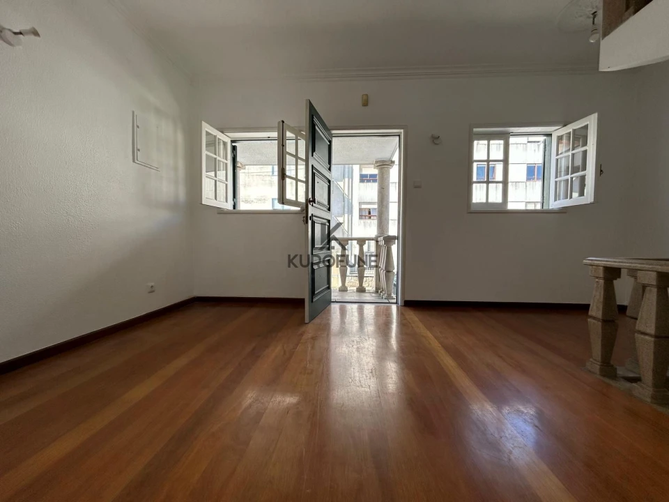 Moradia T3 para Arrendamento em Mafamude e Vilar do Paraíso Foto 6