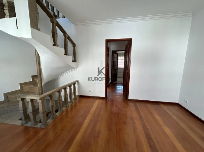 Moradia T3 para Arrendamento em Mafamude e Vilar do Paraíso Foto 8