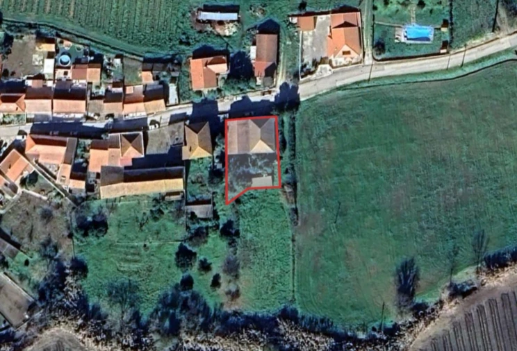 Armazém para Venda em Carvoeira e Carmões Foto 7