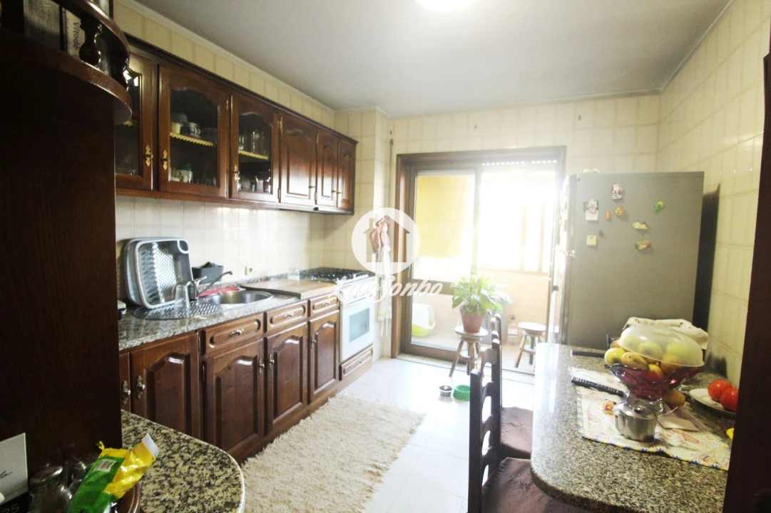 Apartamento T2 para Venda em Valongo Foto 4