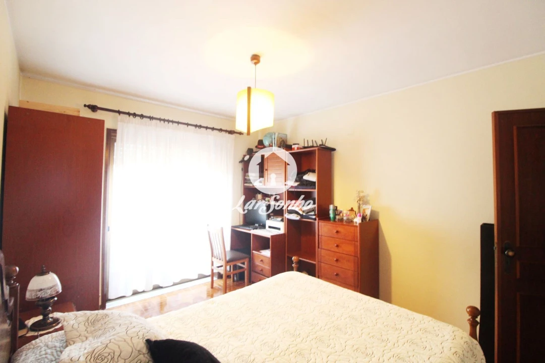 Apartamento T2 para Venda em Valongo Foto 11