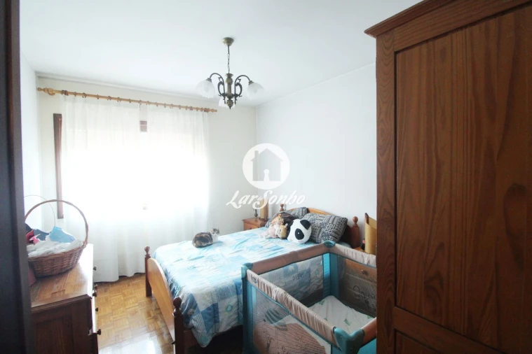 Apartamento T2 para Venda em Valongo Foto 13