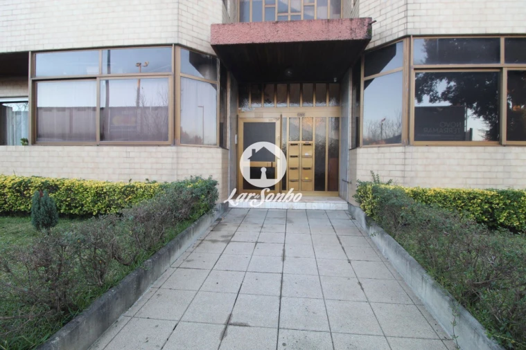 Apartamento T2 para Venda em Valongo Foto 18