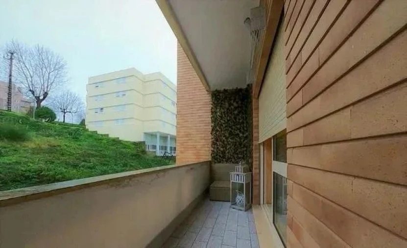 Apartamento T2 para Arrendamento em Gondomar (São Cosme), Valbom e Jovim Foto 3