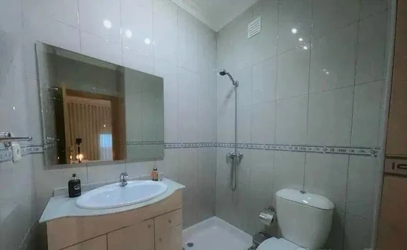 Apartamento T2 para Arrendamento em Gondomar (São Cosme), Valbom e Jovim Foto 10