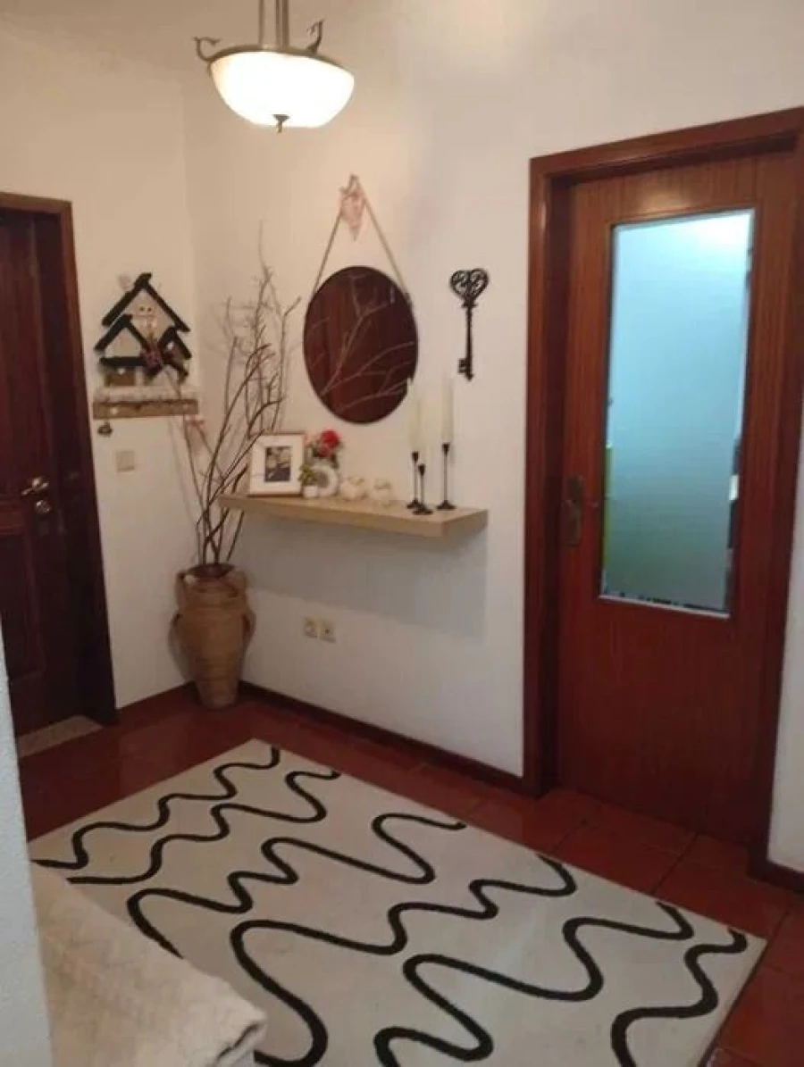 Apartamento T2 para Arrendamento em Lordelo Foto 9