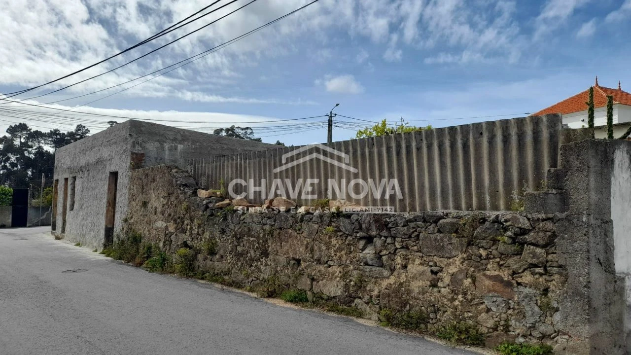 Moradia T1 para Venda em São Paio de Oleiros Foto 6